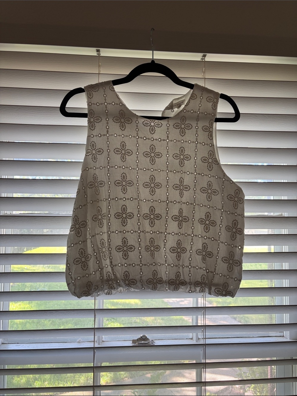 Blu Pepper White Eyelet Sleeveless Cropped Tank